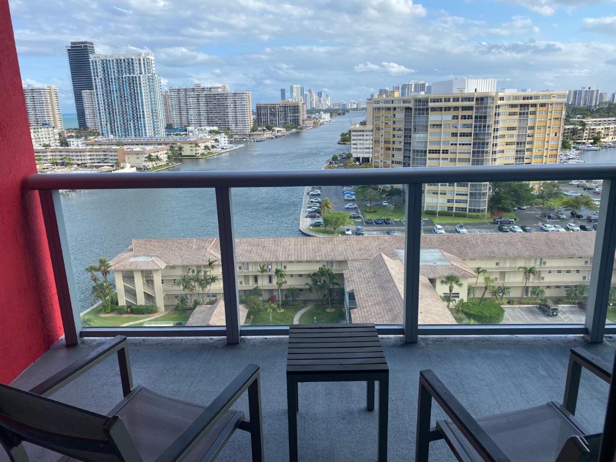 Beachwalk 1B 1B Incredible View Apartment 14 A Plaja Hallandale Exterior foto