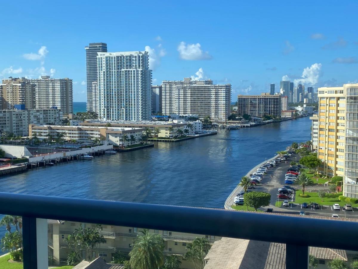 Beachwalk 1B 1B Incredible View Apartment 14 A Plaja Hallandale Exterior foto